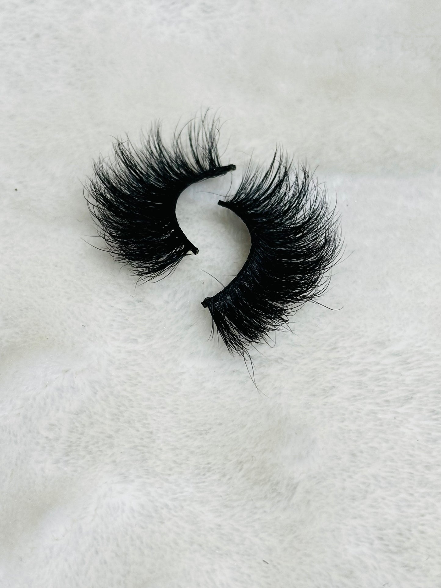 Bombshell 25mm Mink Lashes